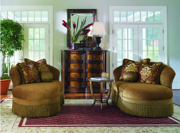 Screenshot_2021-03-12 Danielli Chaise - Marge Carson(3)